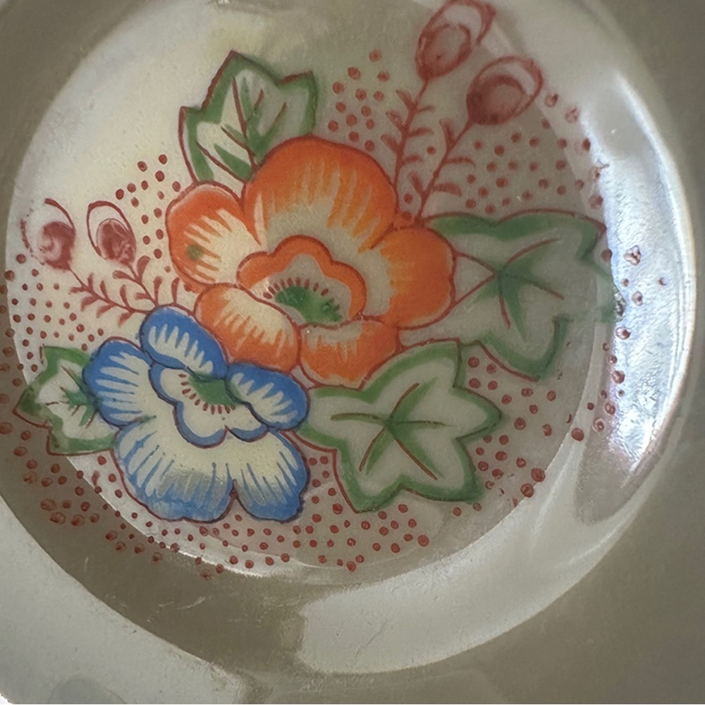 ☘️SOLD☘️ Occupied Japan Pearlized Mini Vintage Teacup & Saucer Set - Picture 5 of 8
